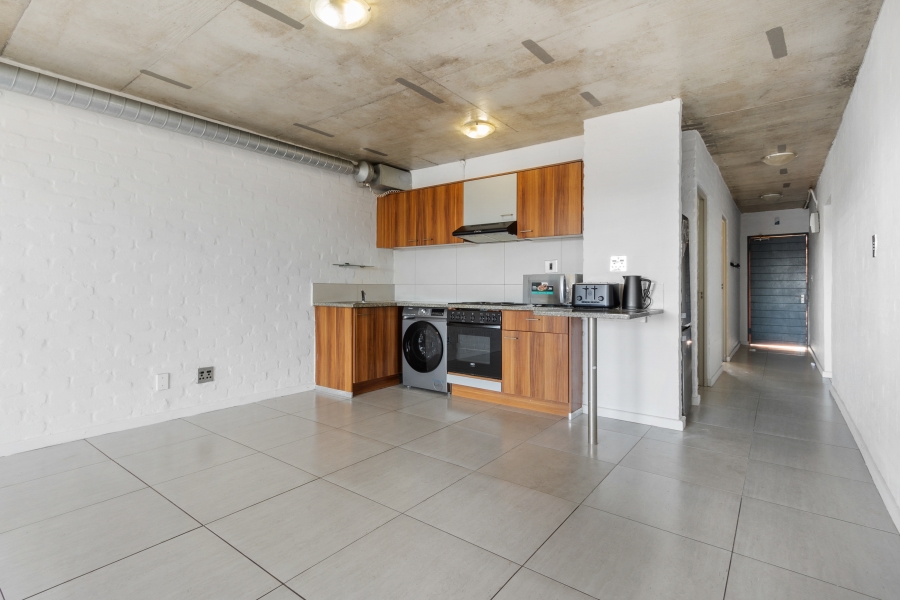 2 Bedroom Property for Sale in Woodstock Western Cape